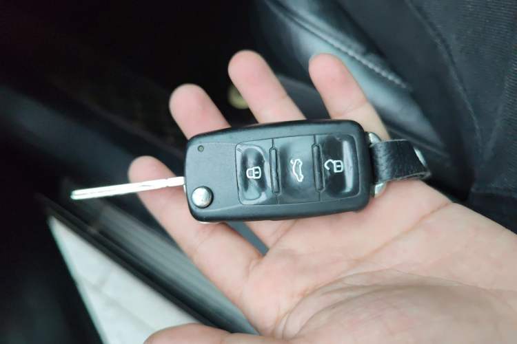 Used Volkswagen Passat 2013 1.8TSI DSG Government Procurement Edition Vehicle Key