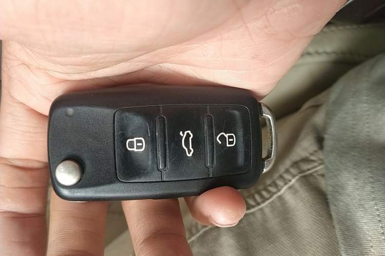 Used Volkswagen Passat 2013 1.8TSI DSG Prestige Edition Vehicle Key