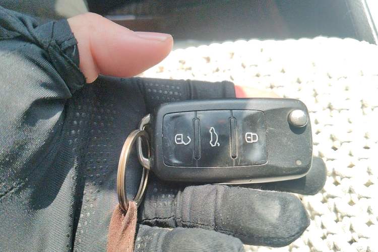 Used Volkswagen Passat 2013 1.8TSI DSG Prestige Edition Vehicle Key