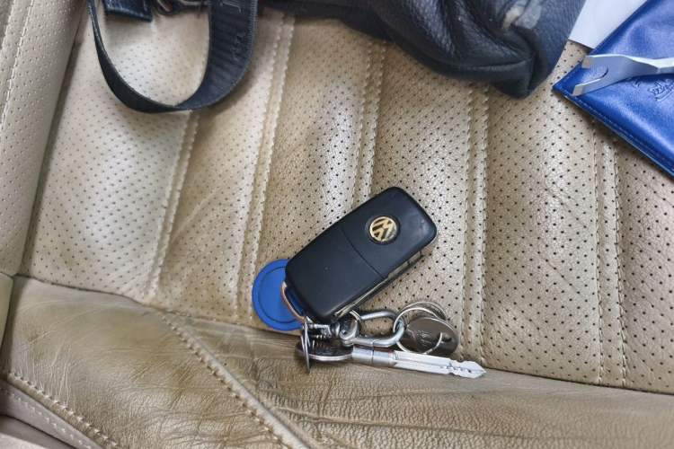 Used Volkswagen Passat 2013 1.8TSI DSG Prestige Edition Vehicle Key