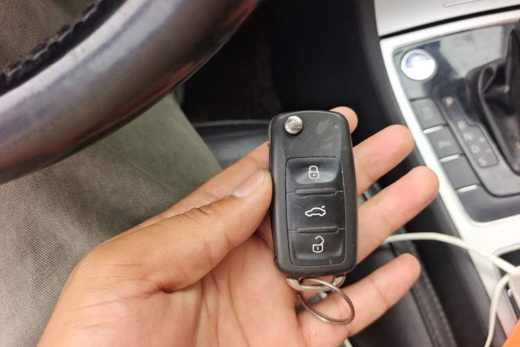 Used Volkswagen Passat 2013 1.8TSI DSG Ultimate Edition Vehicle Key