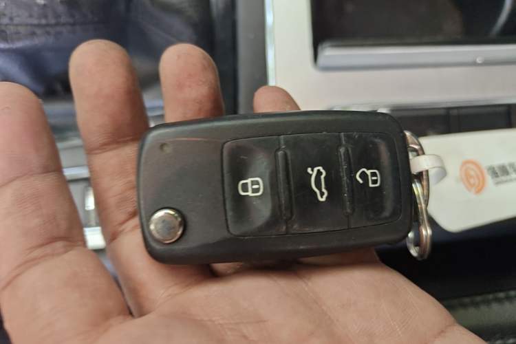 Used Volkswagen Passat 2013 1.8TSI DSG Prestige Edition Vehicle Key