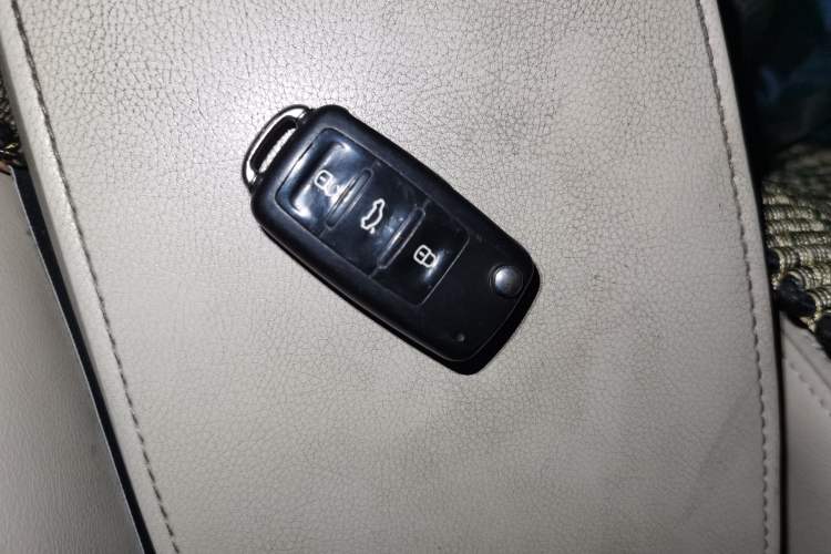 Used Volkswagen Passat 2013 1.8TSI DSG Prestige Edition Vehicle Key