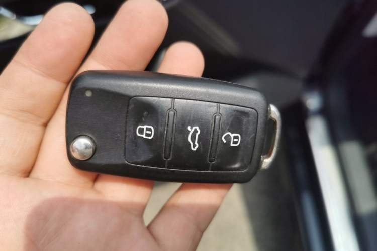 Used Volkswagen Passat 2013 1.8TSI DSG Prestige Edition Vehicle Key