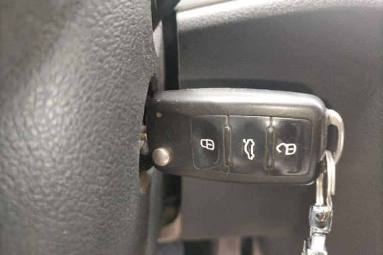 Used Volkswagen Passat 2013 1.8TSI DSG Prestige Edition Vehicle Key