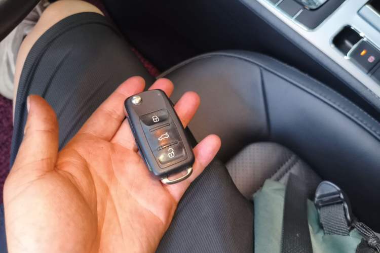 Used Volkswagen Passat 2013 2.0 TSI DSG Prestige Edition Vehicle Key