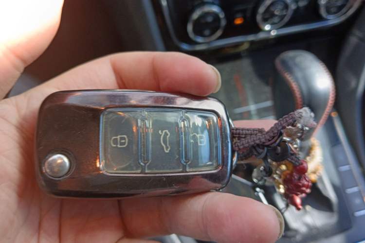 Used Volkswagen Passat 2013 1.8TSI DSG Prestige Edition Vehicle Key