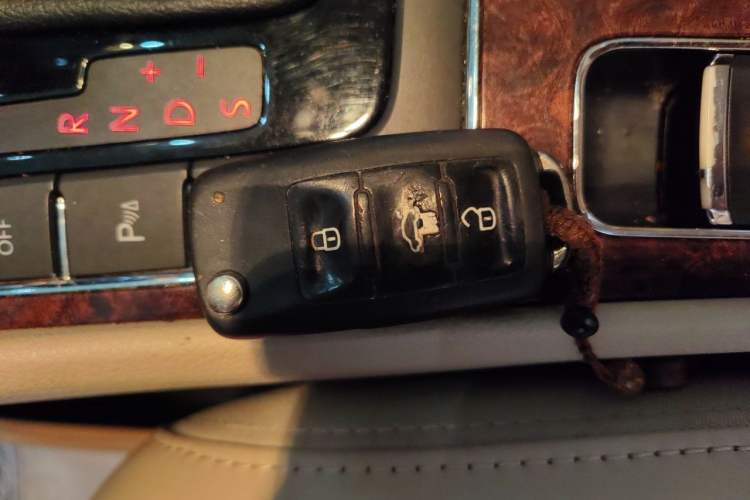 Used Volkswagen Passat 2013 1.8TSI DSG Prestige Edition Vehicle Key