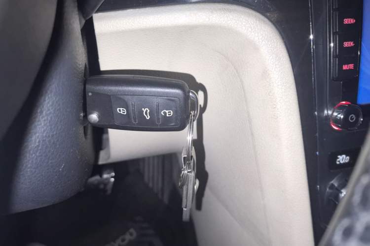 Used Volkswagen Passat 2013 1.8TSI DSG Prestige Edition Vehicle Key
