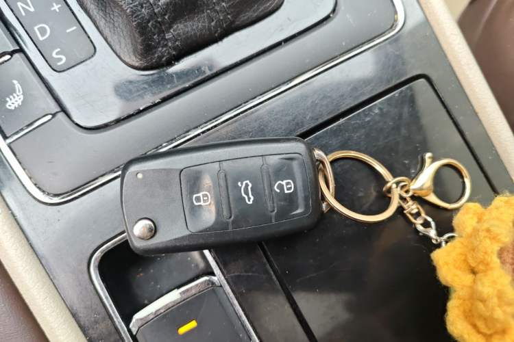Used Volkswagen Passat 2013 1.8TSI DSG Government Procurement Edition Vehicle Key