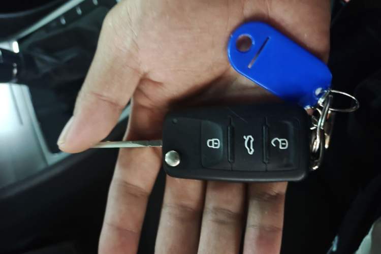 Used Volkswagen Passat 2013 1.8TSI DSG Prestige Edition Vehicle Key