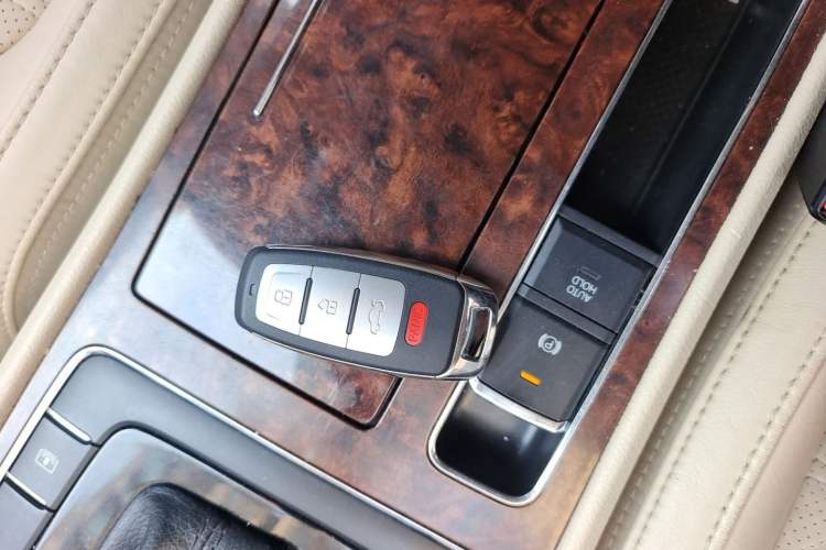 Used Volkswagen Passat 2013 1.8TSI DSG Prestige Edition Vehicle Key