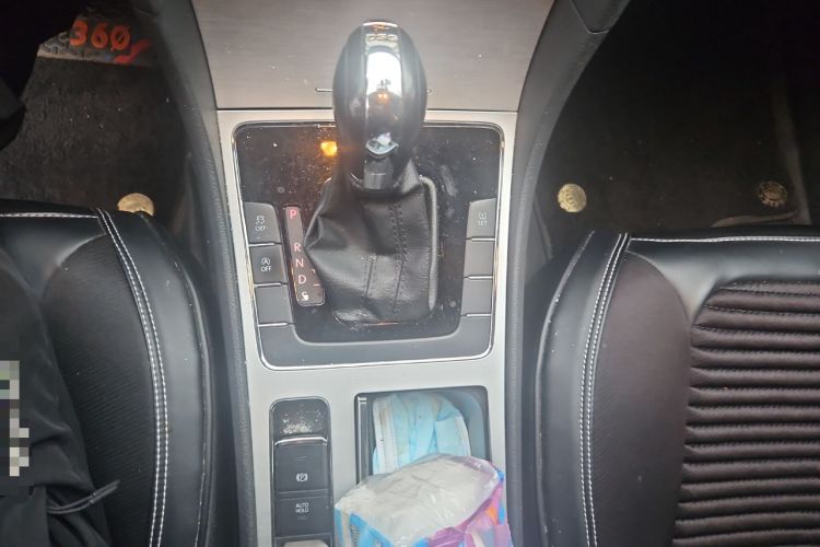 Used Volkswagen Passat 2013 1.4 TSI DSG Prestige Edition Gear Lever
