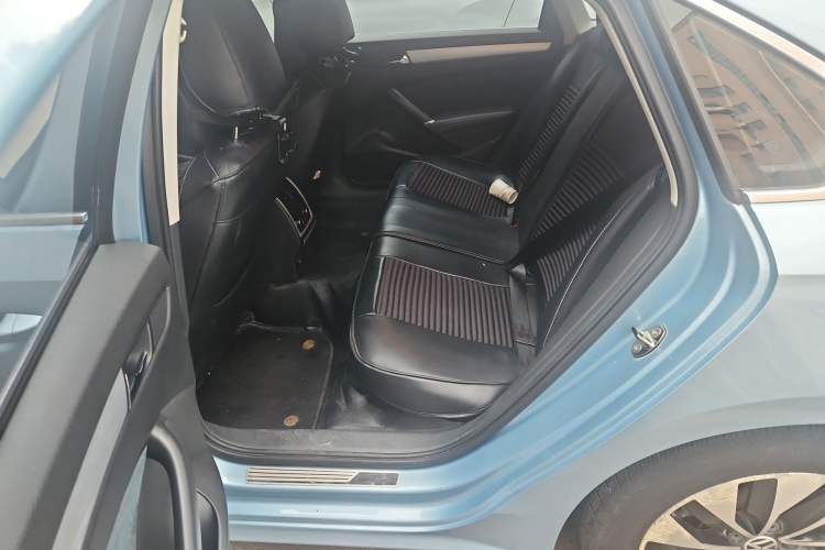 Used Volkswagen Passat 2013 1.4 TSI DSG Prestige Edition Left Rear Seat