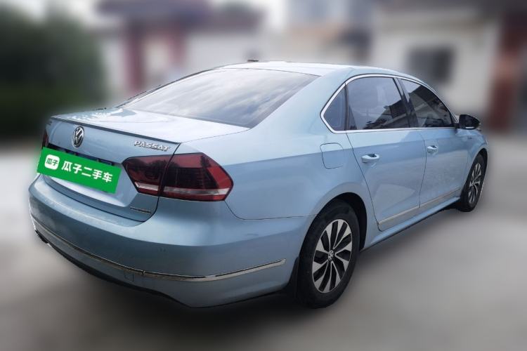 Used Volkswagen Passat 2013 1.4 TSI DSG BlueMotion Edition Rear Right 45 Deg