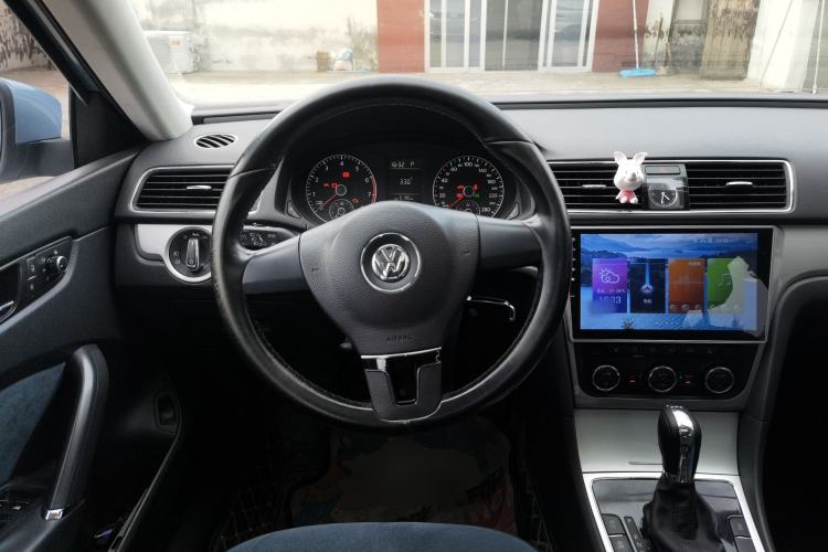 Used Volkswagen Passat 2013 1.4 TSI DSG BlueMotion Edition Steering Wheel