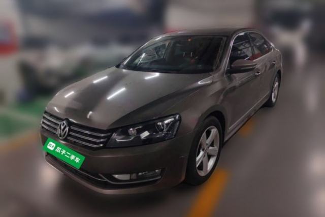 Ojetý Volkswagen Passat 2013 2.0 TSI DSG Prestige Edition