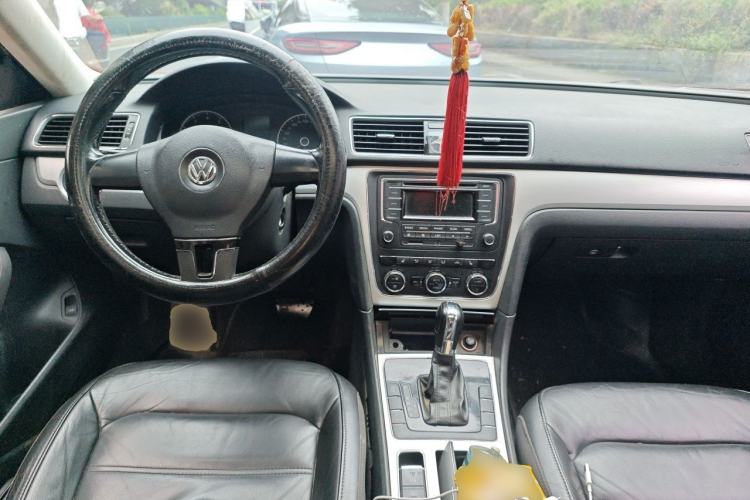 Used Volkswagen Passat 2013 1.8TSI DSG Prestige Edition Center Console