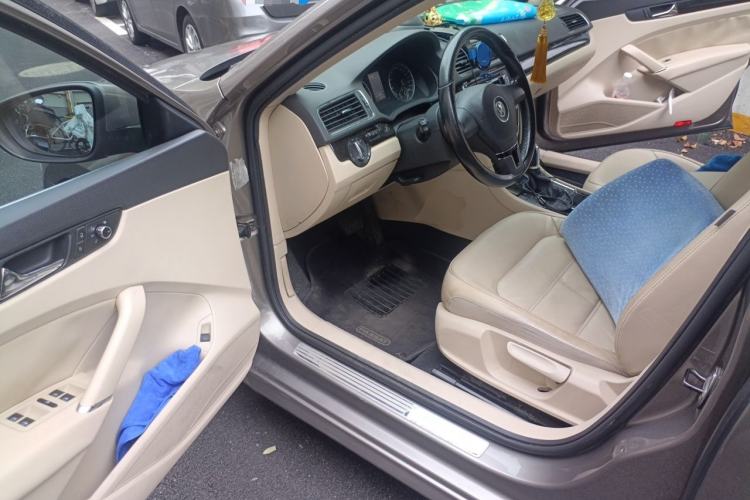 Used Volkswagen Passat 2013 1.8TSI DSG Prestige Edition Driver Seat