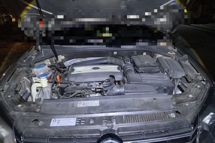 Used Volkswagen Passat 2013 1.8TSI DSG Prestige Edition Engine Bay