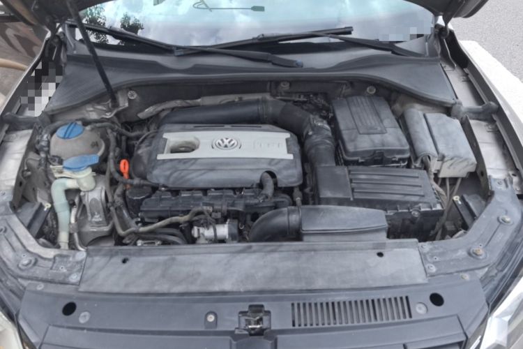 Used Volkswagen Passat 2013 1.8TSI DSG Prestige Edition Engine Bay