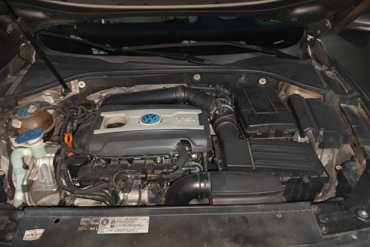 Used Volkswagen Passat 2013 2.0 TSI DSG Prestige Edition Engine Bay