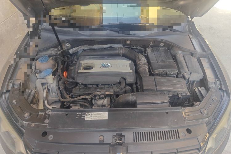 Used Volkswagen Passat 2013 1.8TSI DSG Prestige Edition Engine Bay