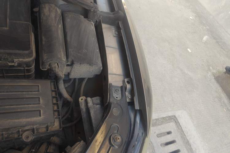 Used Volkswagen Passat 2013 1.8TSI DSG Prestige Edition Engine Bay Left