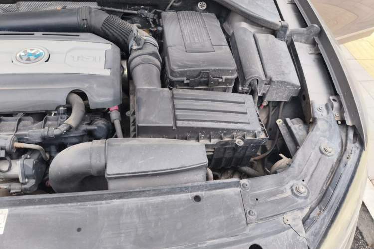Used Volkswagen Passat 2013 1.8TSI DSG Prestige Edition Engine Bay Left
