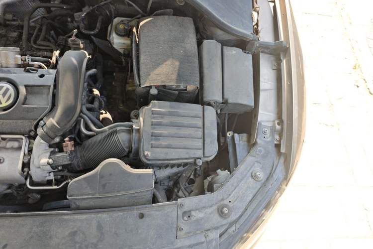 Used Volkswagen Passat 2013 1.4 TSI DSG Prestige Edition Engine Bay Left
