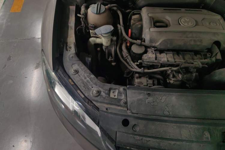 Used Volkswagen Passat 2013 2.0 TSI DSG Prestige Edition Engine Bay Right