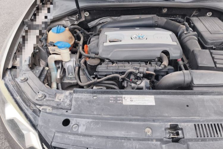Used Volkswagen Passat 2013 1.8TSI DSG Prestige Edition Engine Bay Right
