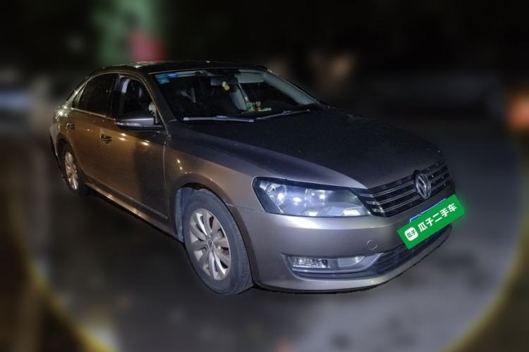 Used Volkswagen Passat 2013 1.8TSI DSG Prestige Edition Front Right 45 Deg