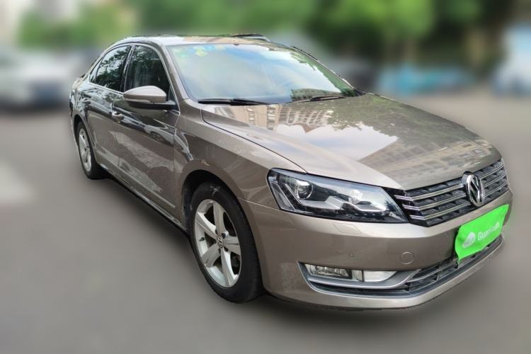 Used Volkswagen Passat 2013 1.8TSI DSG Prestige Edition Front Right 45 Deg