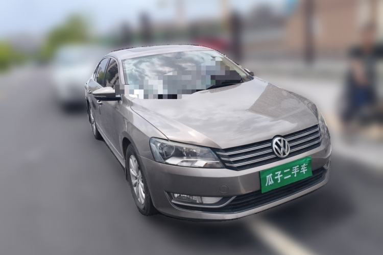 Used Volkswagen Passat 2013 1.8TSI DSG Prestige Edition Front Right 45 Deg
