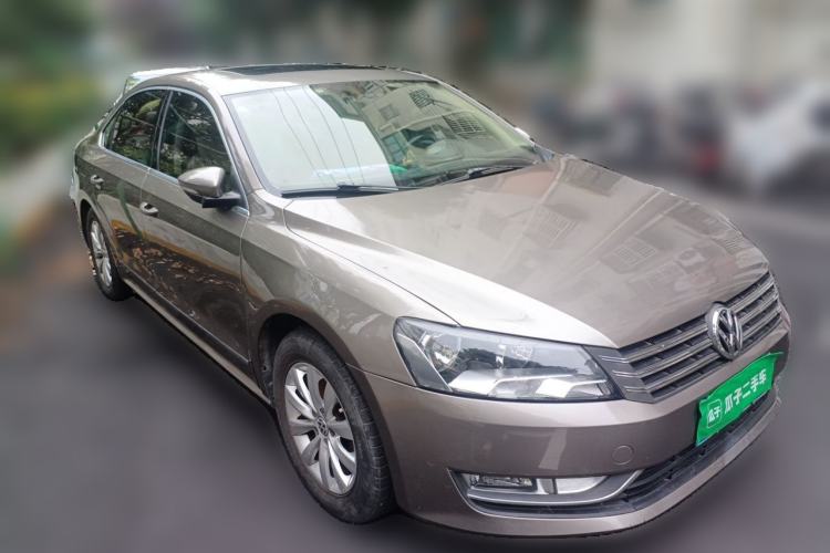 Used Volkswagen Passat 2013 1.8TSI DSG Prestige Edition Front Right 45 Deg