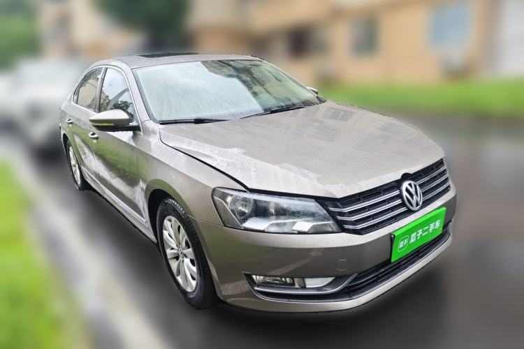 Used Volkswagen Passat 2013 1.8TSI DSG Prestige Edition Front Right 45 Deg