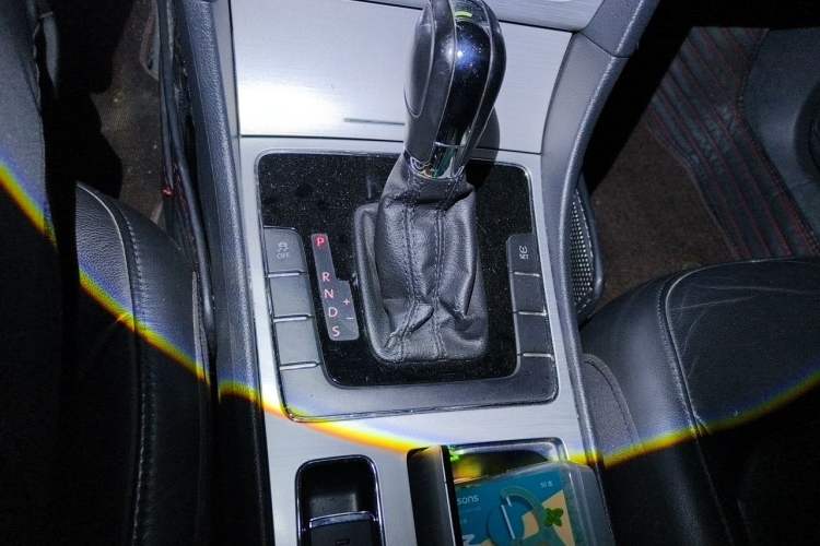 Used Volkswagen Passat 2013 1.8TSI DSG Prestige Edition Gear Lever