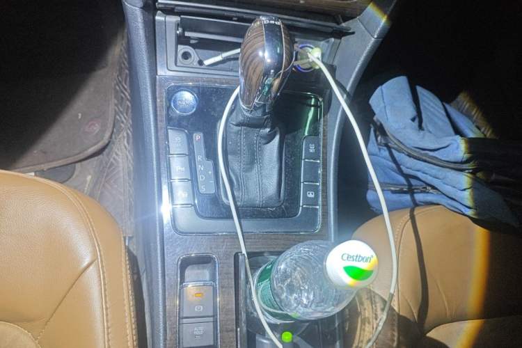 Used Volkswagen Passat 2013 2.0 TSI DSG Ultimate Edition Gear Lever