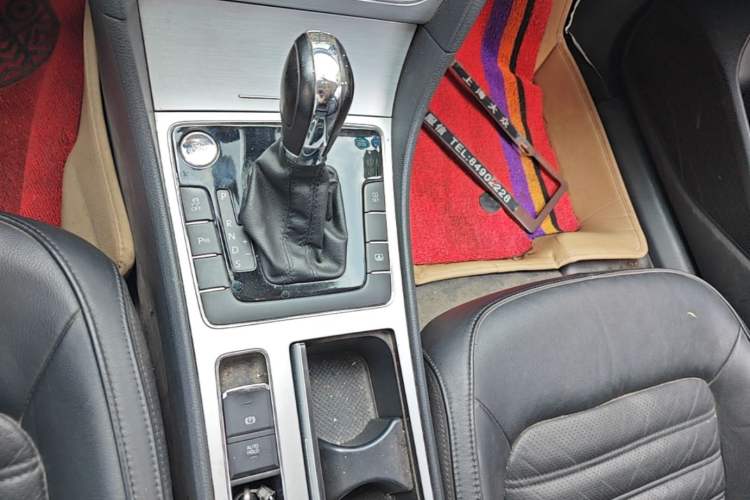 Used Volkswagen Passat 2013 1.8TSI DSG Prestige Edition Gear Lever