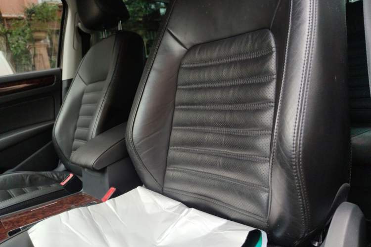 Used Volkswagen Passat 2013 1.8TSI DSG Prestige Edition Left Front Seat