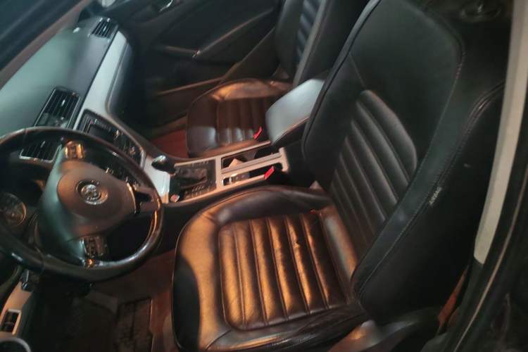 Used Volkswagen Passat 2013 2.0 TSI DSG Prestige Edition Left Front Seat