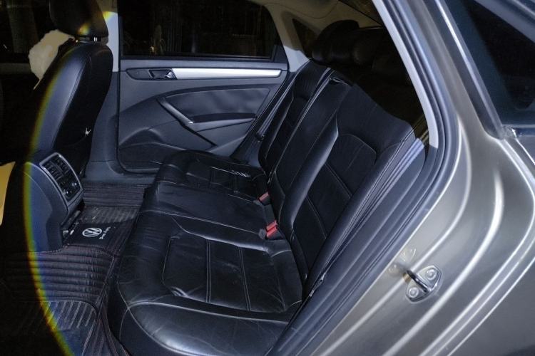 Used Volkswagen Passat 2013 1.8TSI DSG Prestige Edition Left Rear Seat