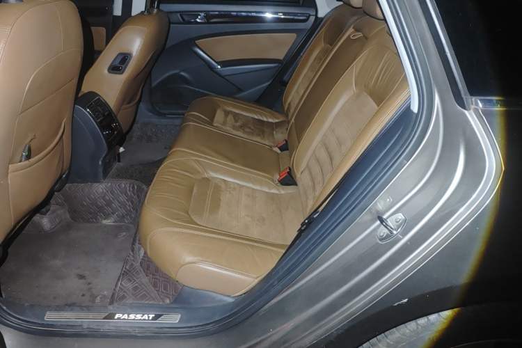 Used Volkswagen Passat 2013 2.0 TSI DSG Ultimate Edition Left Rear Seat