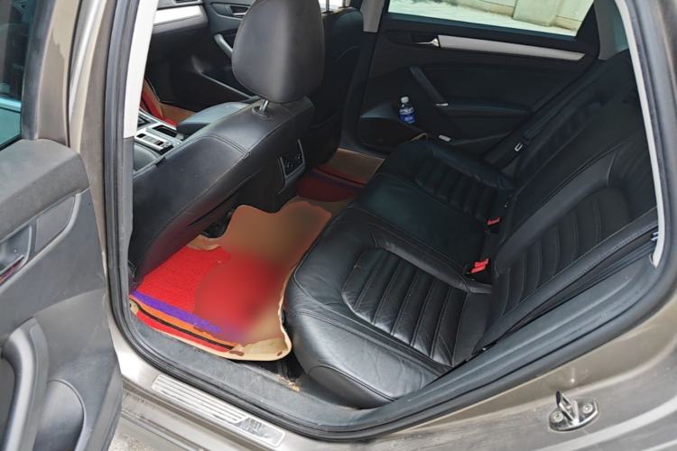 Used Volkswagen Passat 2013 1.8TSI DSG Prestige Edition Left Rear Seat