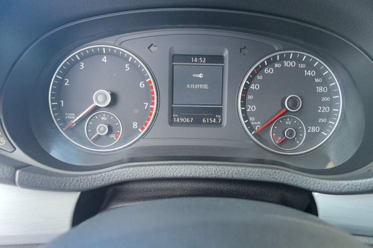 Used Volkswagen Passat 2013 1.8TSI DSG Prestige Edition Odometer Close Up
