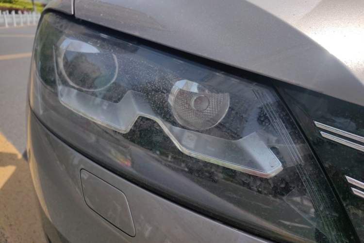 Used Volkswagen Passat 2013 1.8TSI DSG Prestige Edition Right Front Headlight