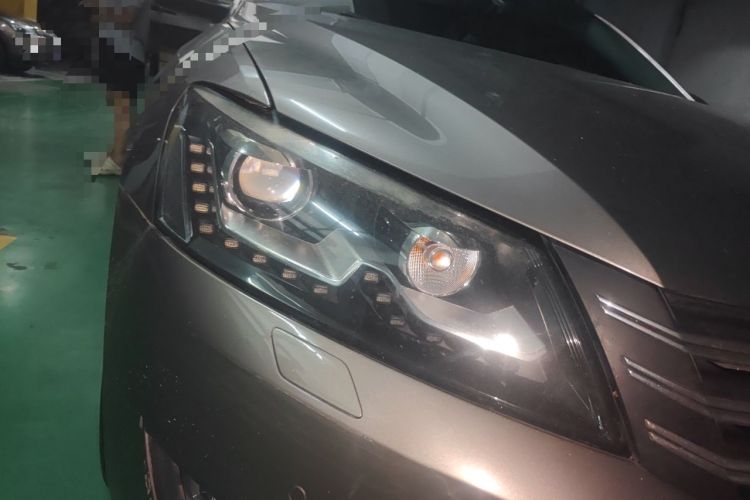 Used Volkswagen Passat 2013 2.0 TSI DSG Ultimate Edition Right Front Headlight