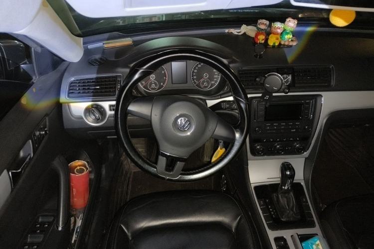 Used Volkswagen Passat 2013 1.8TSI DSG Prestige Edition Steering Wheel
