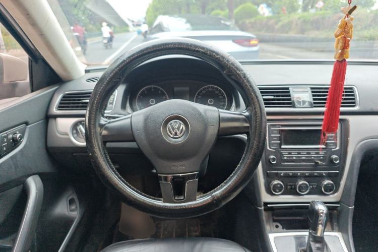 Used Volkswagen Passat 2013 1.8TSI DSG Prestige Edition Steering Wheel